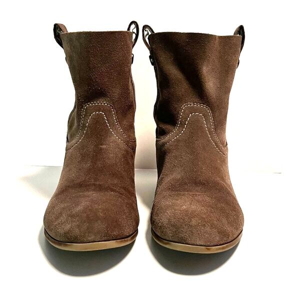 Frye & Co Bootie Size 8.5 Sarah Shortie Suede Leather Tan Pull On Ankle Boot - Picture 10 of 10
